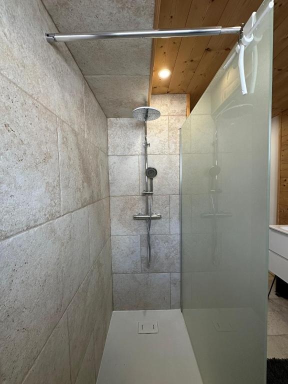 Appartement spacieux et confortable proche du centre avec terrasse - 5