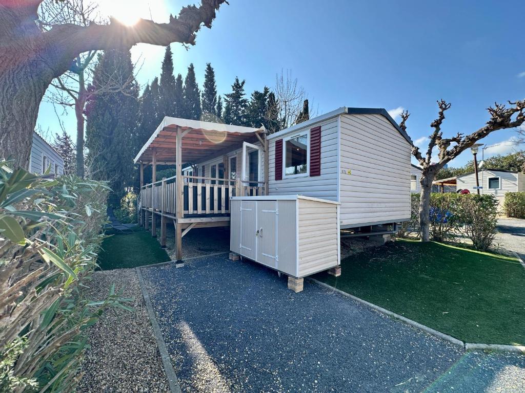 Mobil-home camping 4 étoiles à Valras-Plage Clim Piscine Proche Mer 6 à 8 pers - 4