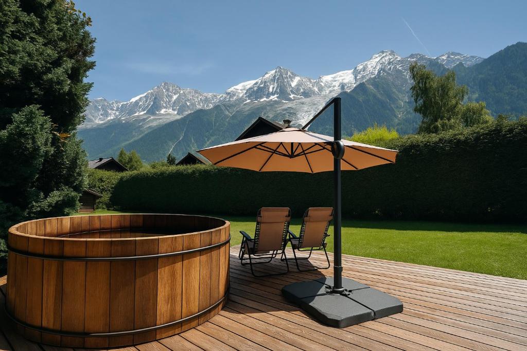 Luxurious Chalet With Breathtaking Mont Blanc Massif Views From Hot Tub and Garden plus Sauna - 1