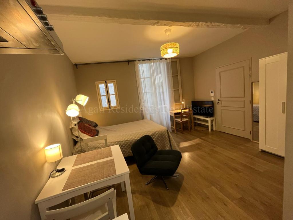 Charming studio, historical centre, Aix-en-Provence - 1