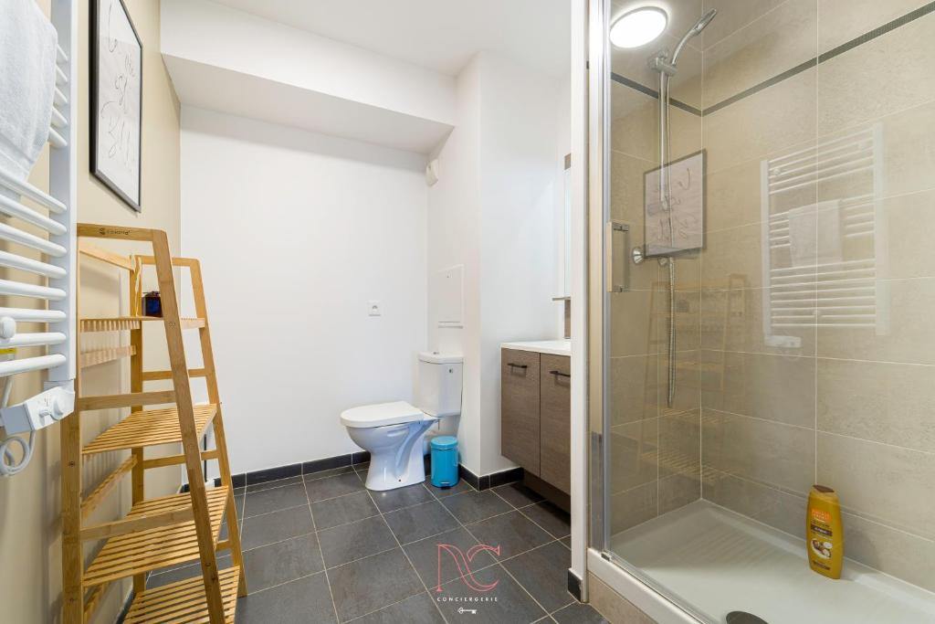 Disneyland-Paris, 5 personnes, Wifi, Parking - 2