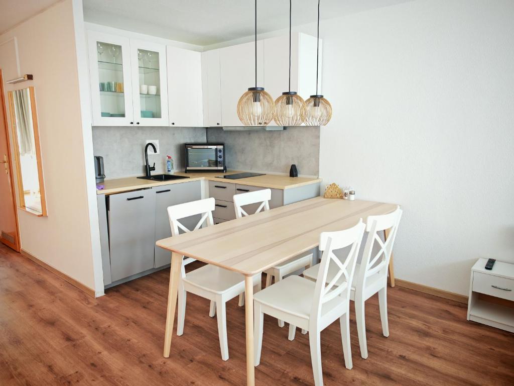2 Zimmer Ferienwohnung Chill Zone 53m2 mit Pool, Sauna und Spielplatz - 2