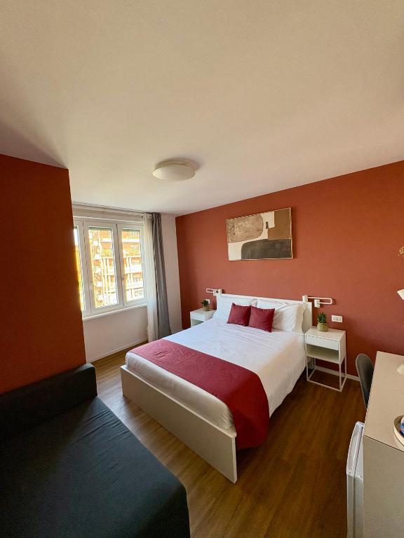 Near Vatican, Irnerio 47 Guest House - 2