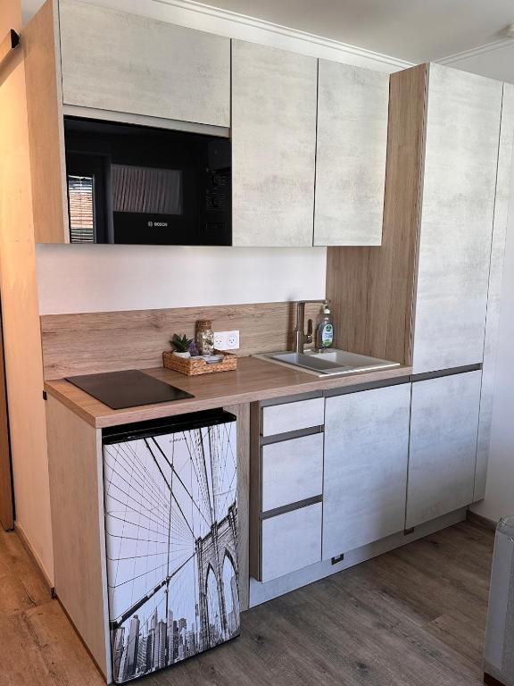 Massena Square Studio AC Old Town 5min Beach - 5