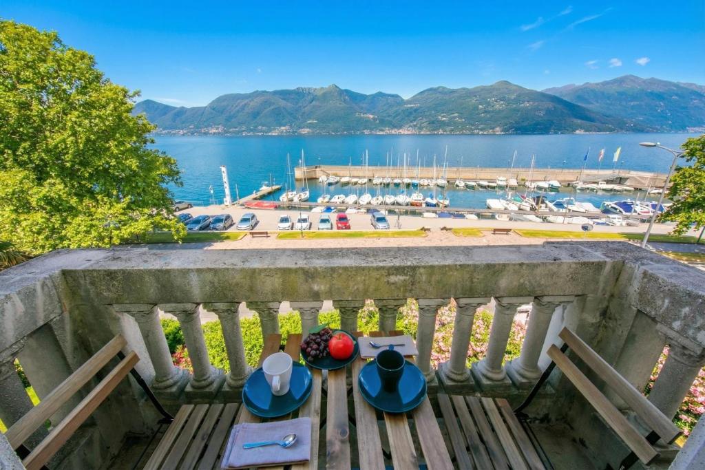 Residenza Oleandro - Lake View Balcony in Luino Center - Happy Rentals - 2