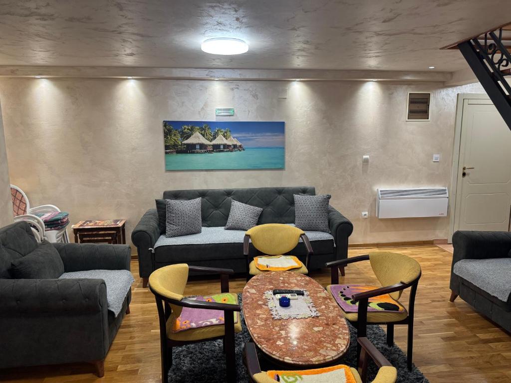 Prime Location Budva Newly Renovated Apartment - 2