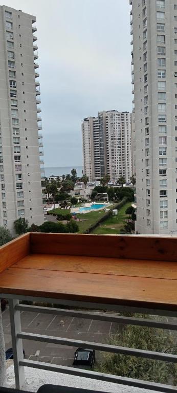 Lindo departamento a pasos del casino y playa peñuelas totalmente amoblado - 4