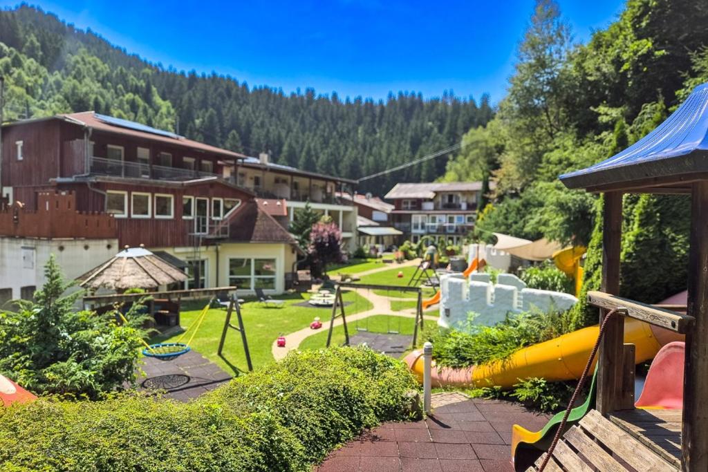 Smileys Kinderhotel - 5