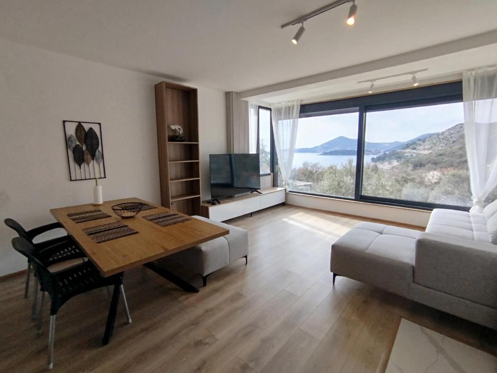 Villa Kamenovo - 2 bedroom Garden Dublex With Pool - 1