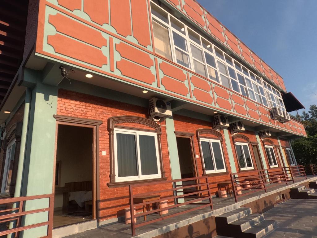 Mountain Aroma Coffee Resort — hotel in Lakhnath