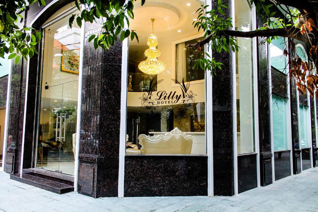 LiLLy Hotel &#8211; Tân Bình