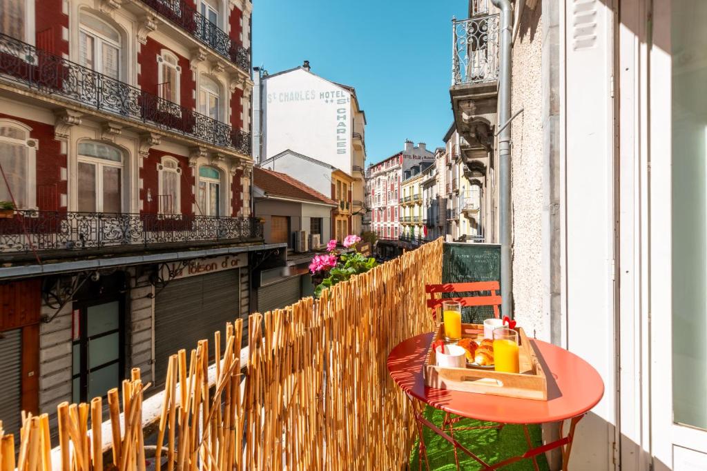 2 pièces coup de cœur, balcon ensoleillé, 5 min à pied du sanctuaire - 2