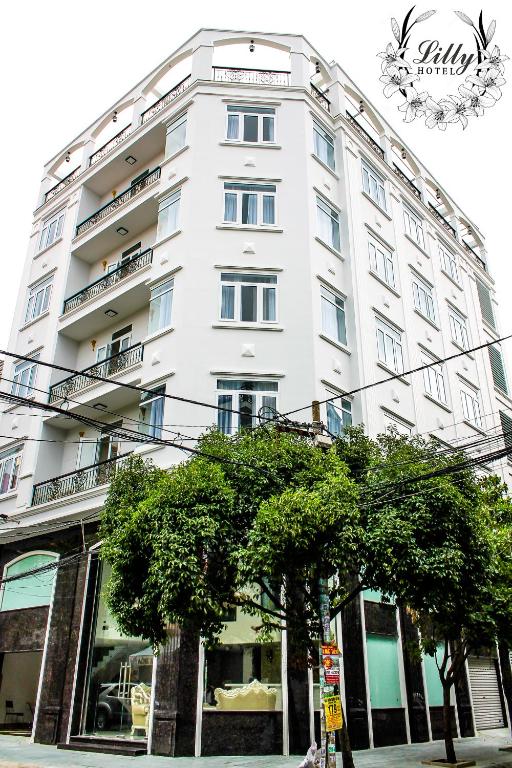 LiLLy Hotel &#8211; Tân Bình