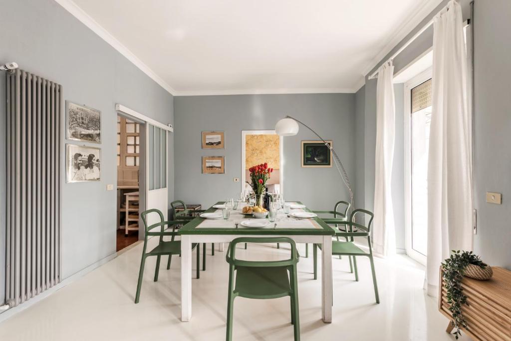 The Best Rent - Bright two-bedroom apartment in the historic center of Rome - 2