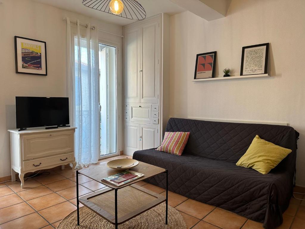 Appartement climatisé avec wifi au cœur du village et à 50m de la plage - 3