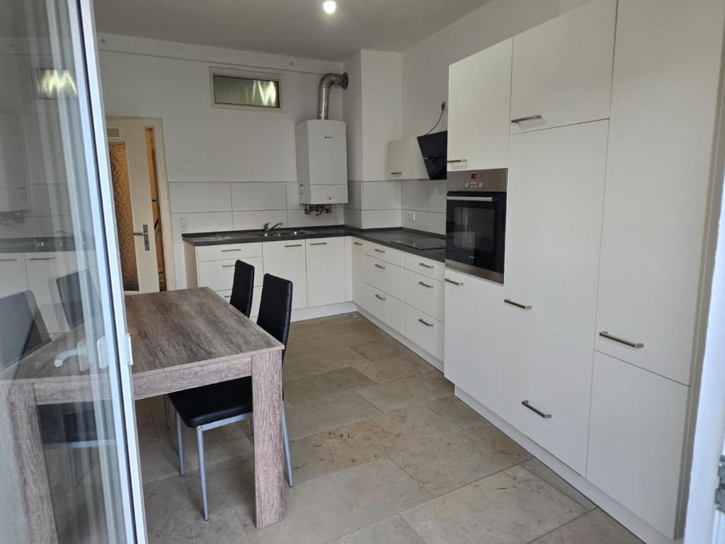 Bach 4 Apartments In the Heart of Würzburg Old Town - 4