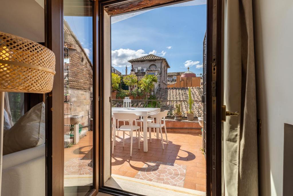 Navona Historic Lovely Terrace - 1