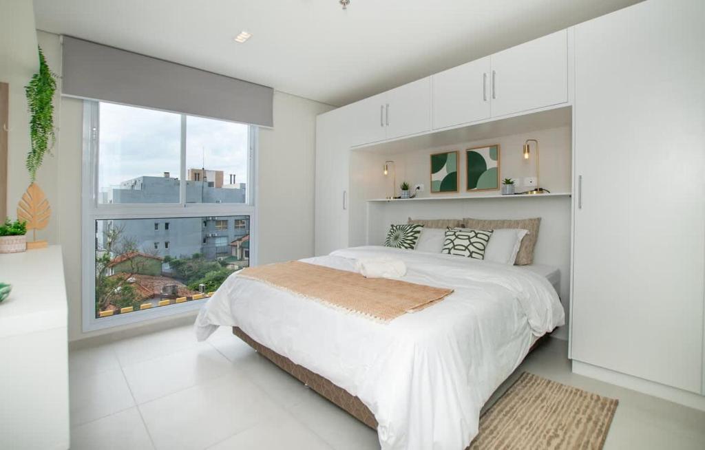 Stylish 2BR in Top Asuncion Area Sunlit Pool&Gym - 2