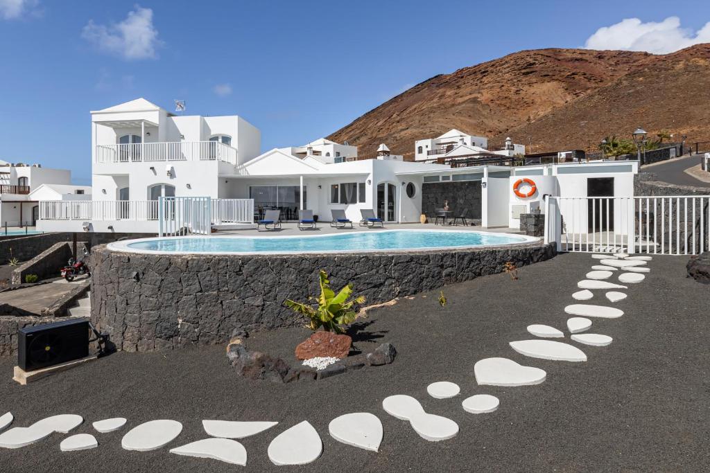 Ocean views and relax in Lanzarote - 1