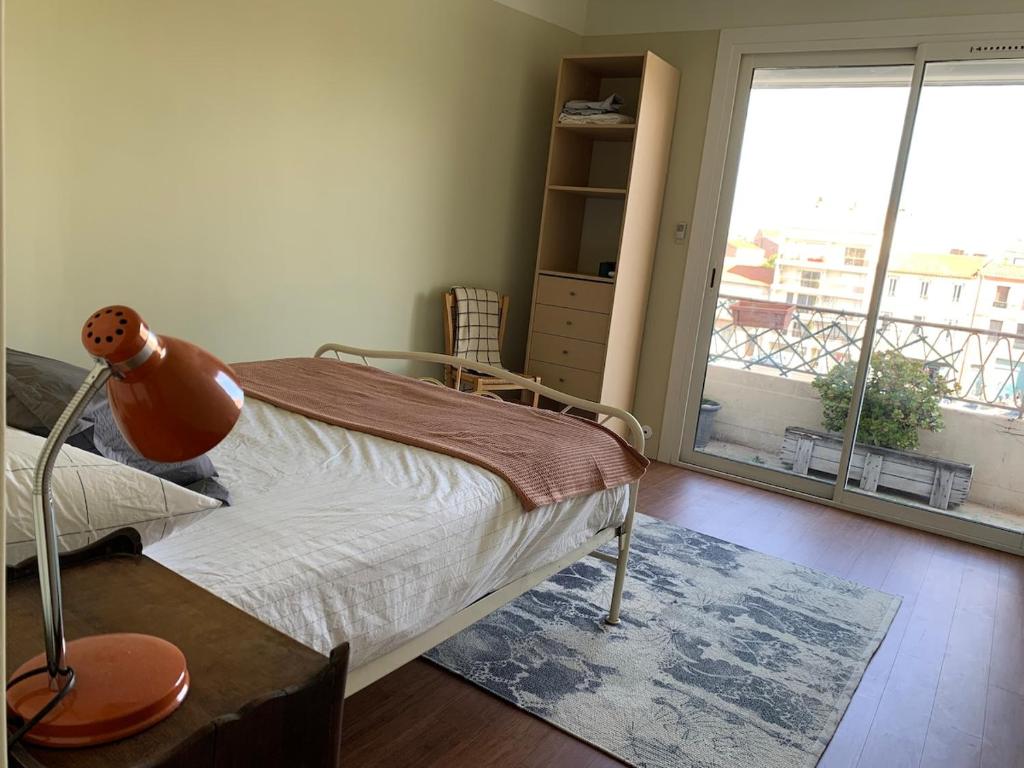 Superb view, quiet, close to city center and train station - 2