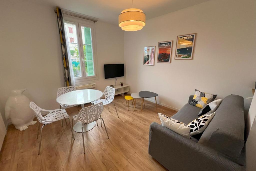 Aurélie - Charming 1Br Trottel Beach - by TGB - 5