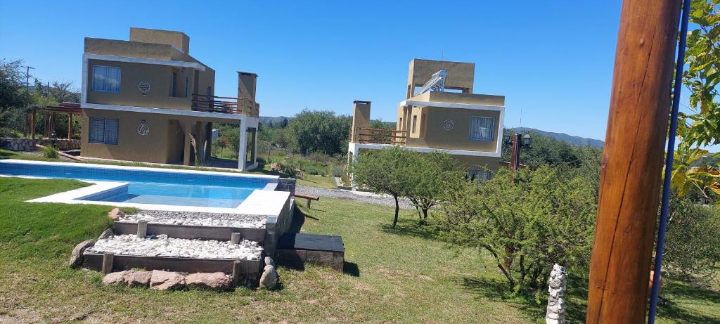 Cuatro Elementos Housing - 4