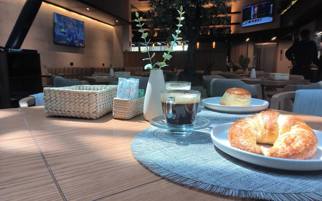 Hotel Block Suites - 4