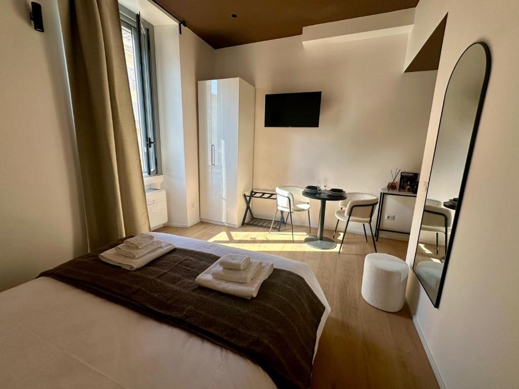 AURA Milano Studio Navigli - 3