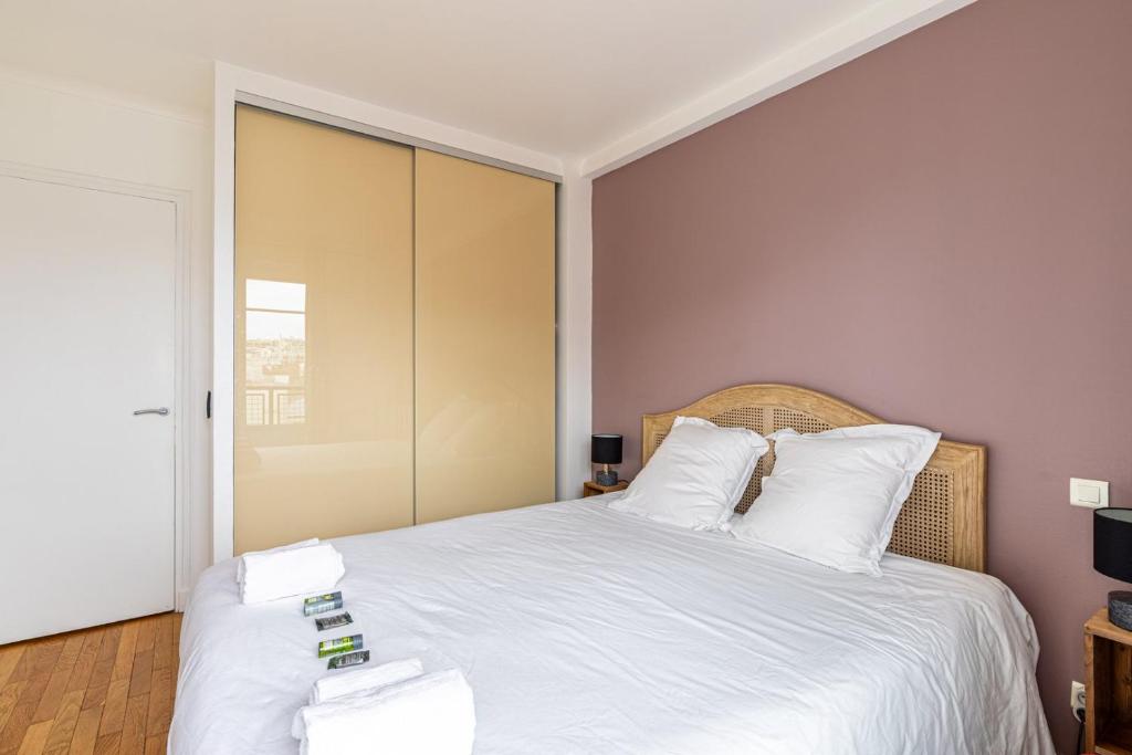 GuestReady - Contemporary Apt in the 20th Arr - 5