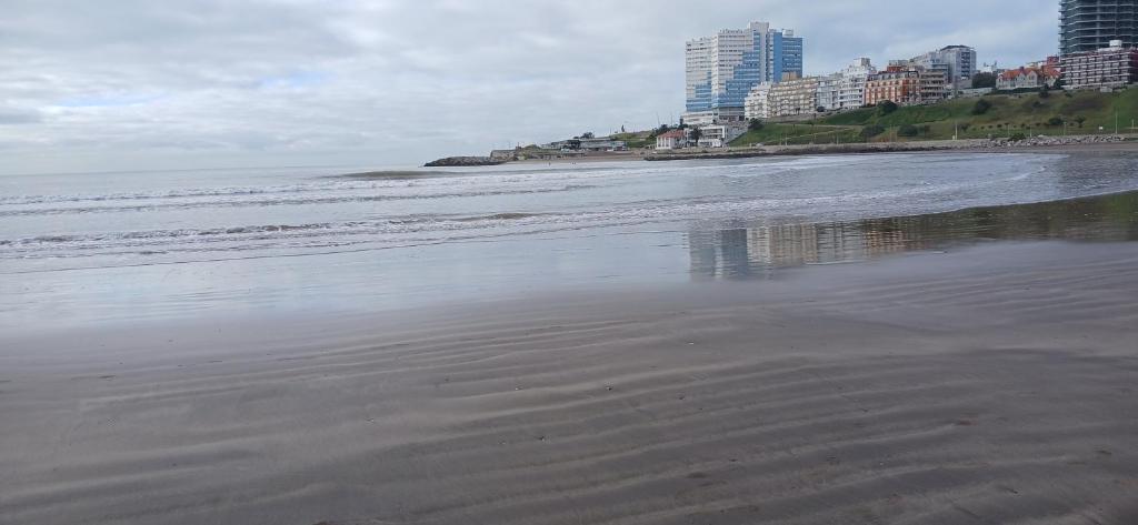 DEPARTAMENTO EN PLAZA COLON, 200 MTS DE LA PLAYA - 3