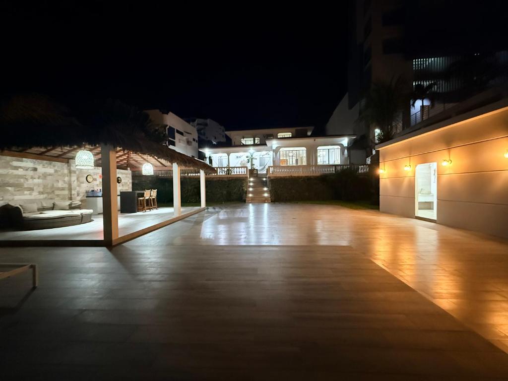 House located at the foot of the sea in Punta Blanca - 3