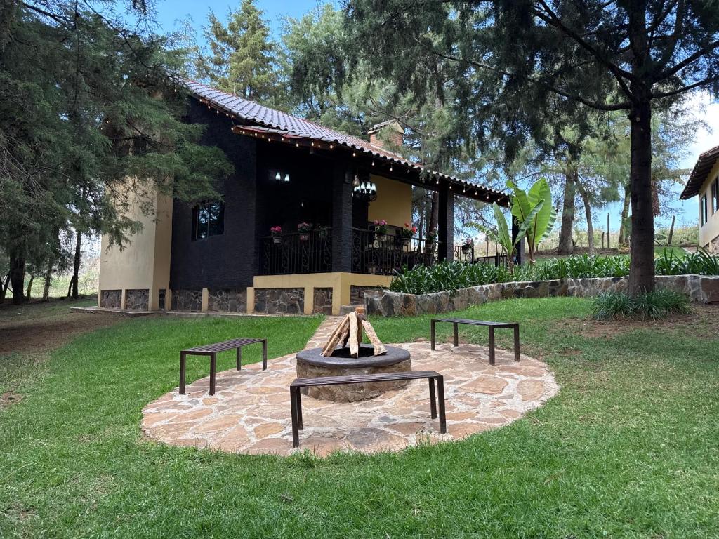 Cabañas Puerta del Bosque Mazamitla Jal Num 1 - 3