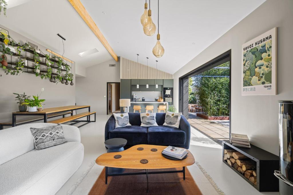 Villa design, charme avec piscine - 5