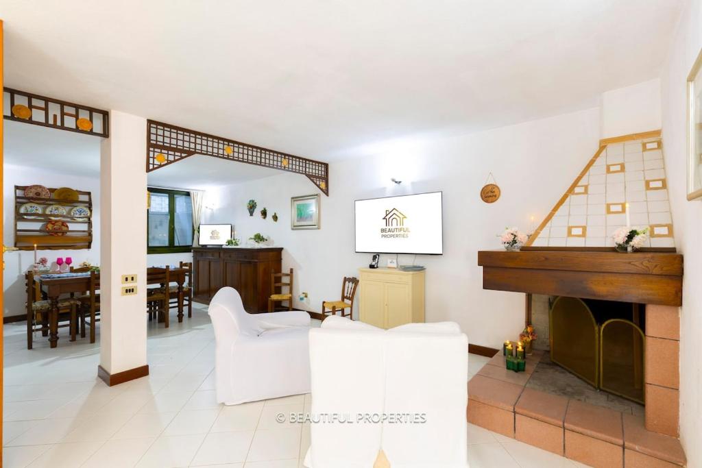 Room with kitchen & free parking 100 m from the sea - 3