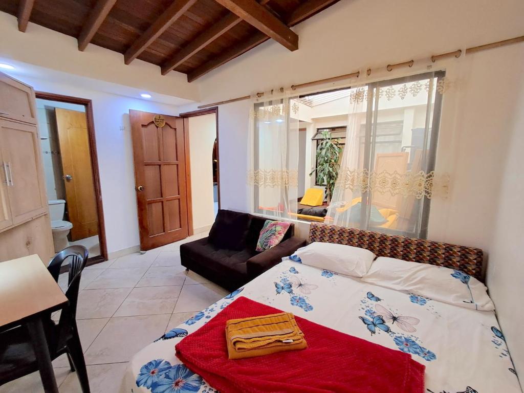 Hostal SAVEVA - 1