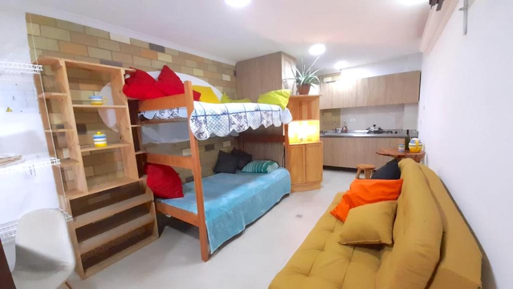 Hostal SAVEVA - 3