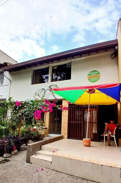 Hostal SAVEVA - 4