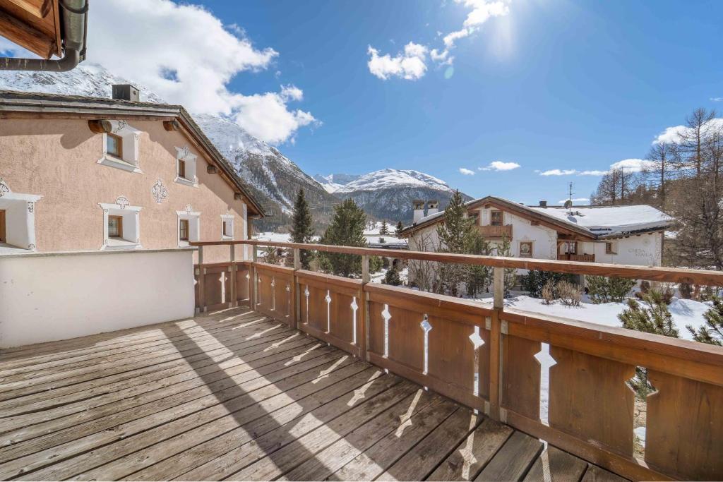 Luxury Chalet St Moritz with View - 4 Bedrooms - 3
