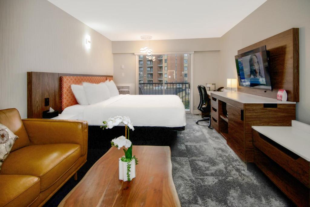 The Vic, an Ascend Collection Hotel