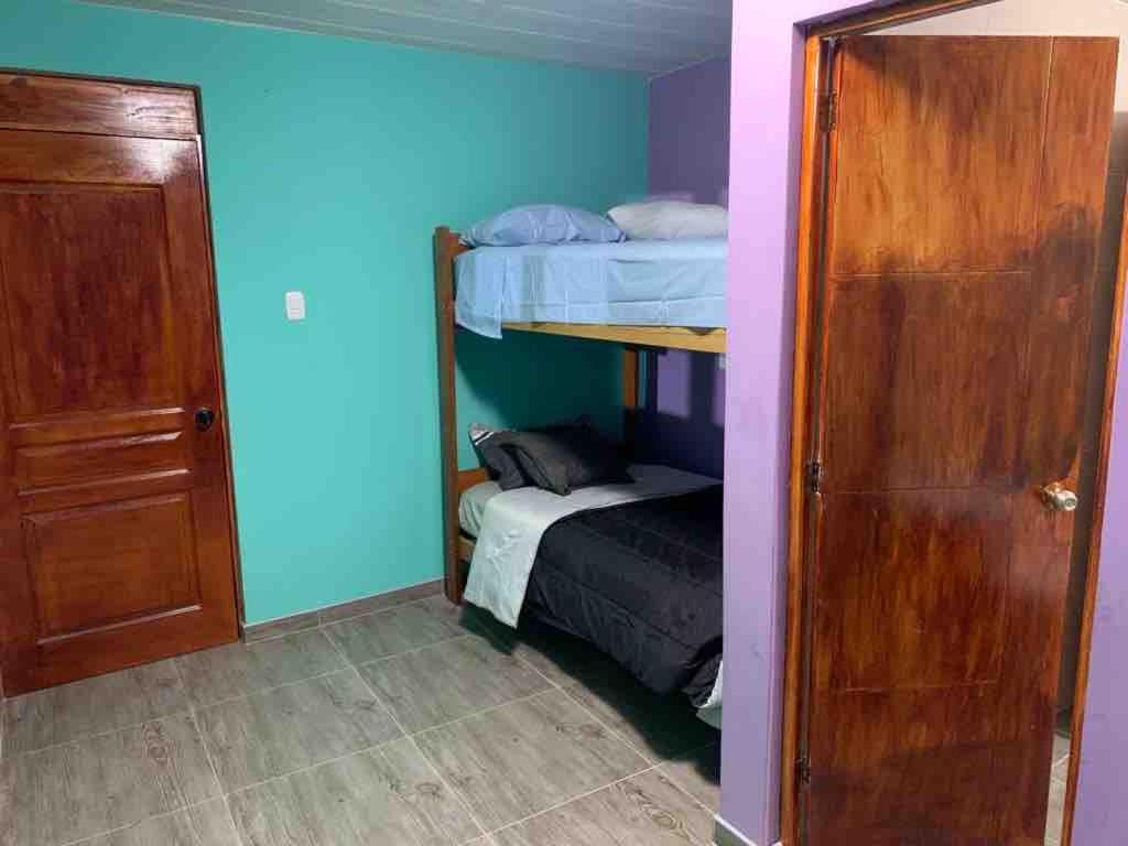 House in Ica with large green areas, swimming pool, BBQ - 5