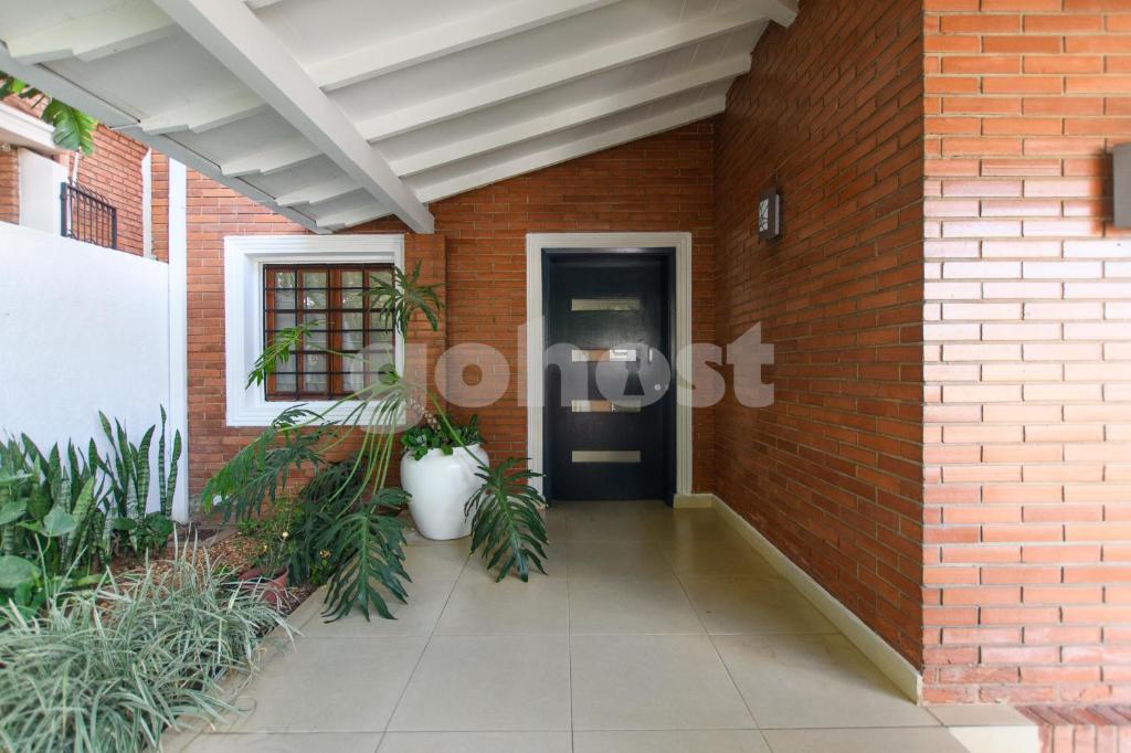Spacious and chic house in Las Mercedes - 4
