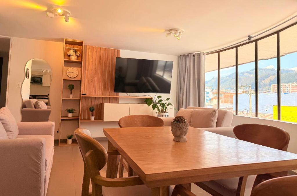 Moderno y Cálido Apartamento en el Centro - 5