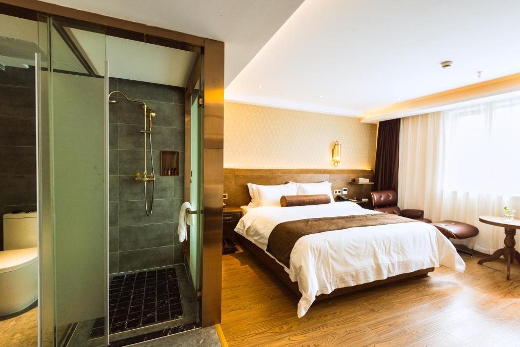 Shanghai International Tourism and Resort Tangzhen Metro Station Haofeng Yiting Hotel