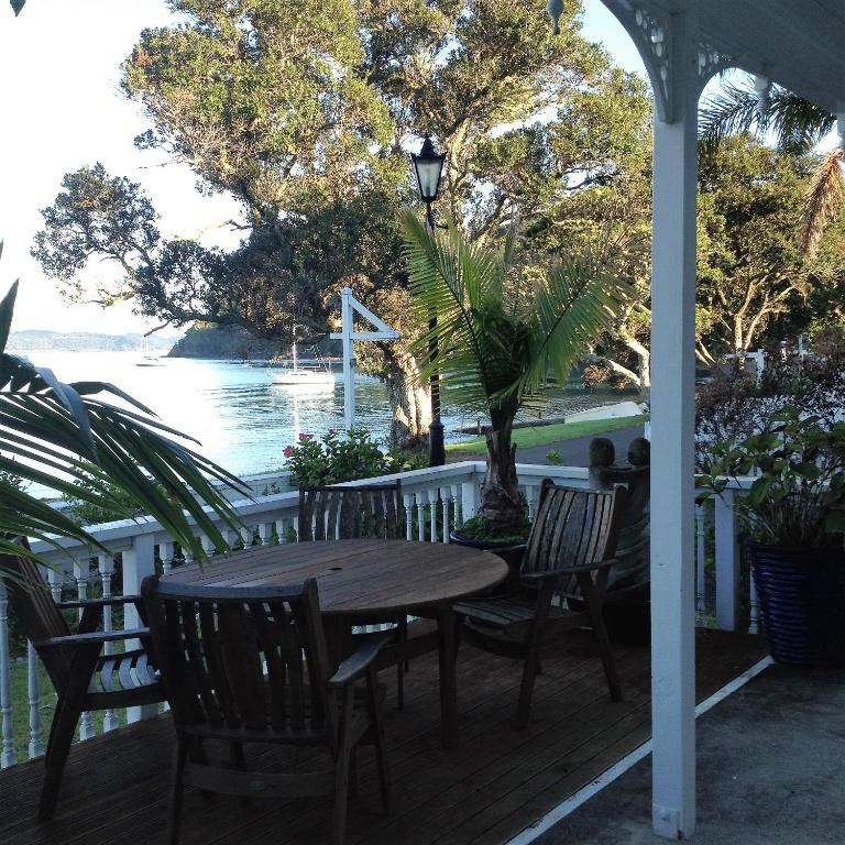 Exterior view, Seaport Village in Bay of Islands