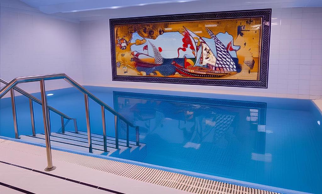 Ess Hotel — Swimming pool in Istanbul, Istanbul