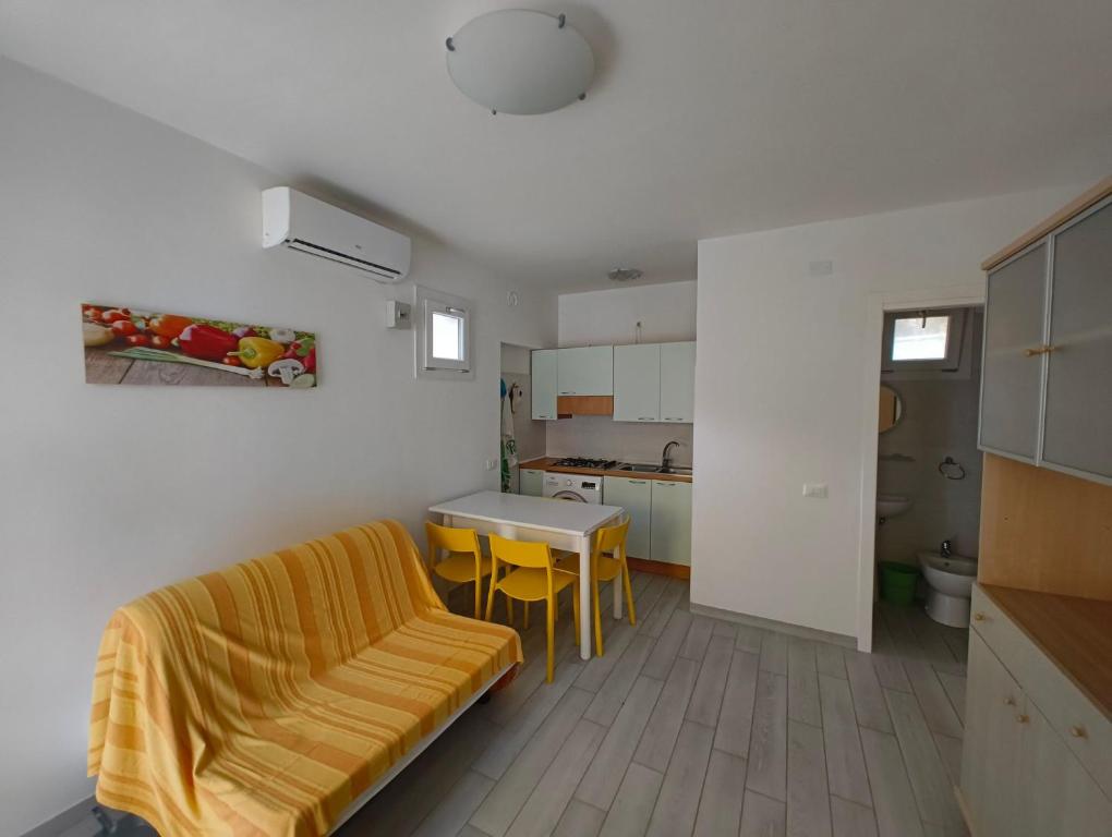 Rosolina Mare cozy beach flat-250m from the sea - 2