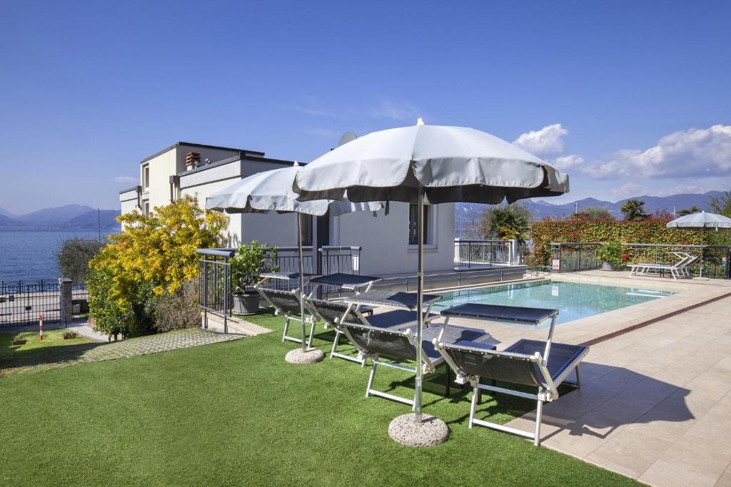 South Apartment With Pool - 2