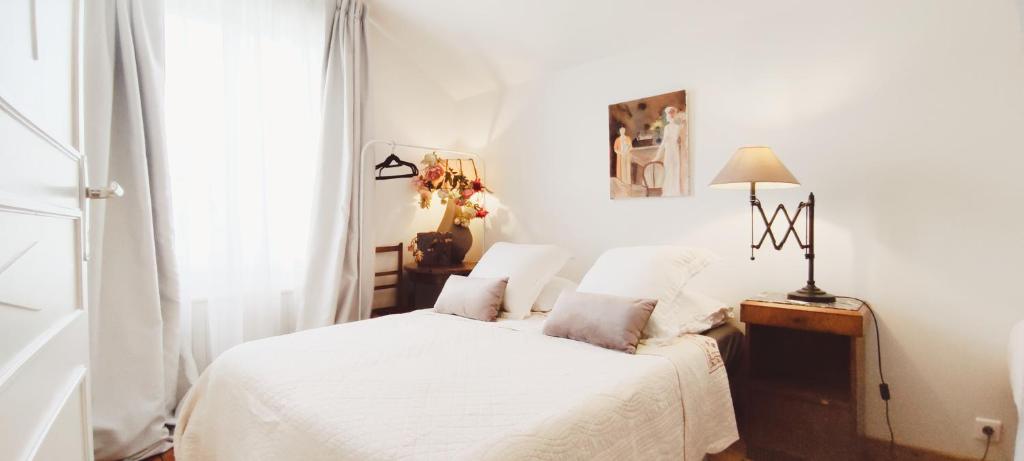 PARIS AUTHENTIC HOUSE Métro 7 Pierre et Marie Curie - 2