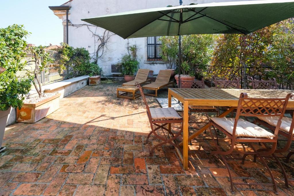 Terrazza Garibaldi by Postcardsfrom - 1