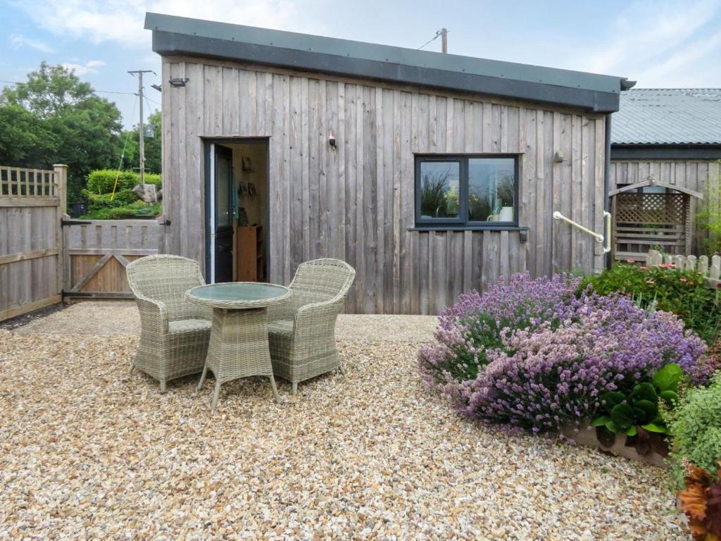 1-Bed Annex (Sherborne, Dorset) photo 6